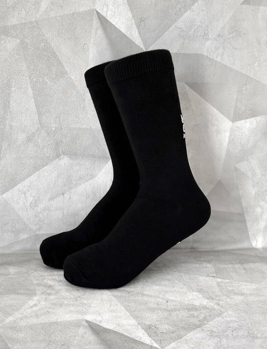 Knookz Murk hemp socks – classic black crew socks, minimalist style, durable and eco-friendly